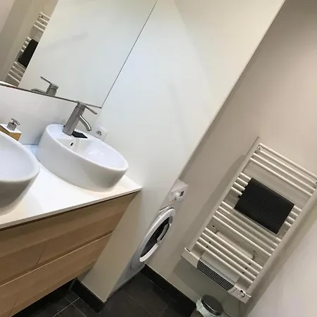Neptune Apartment *